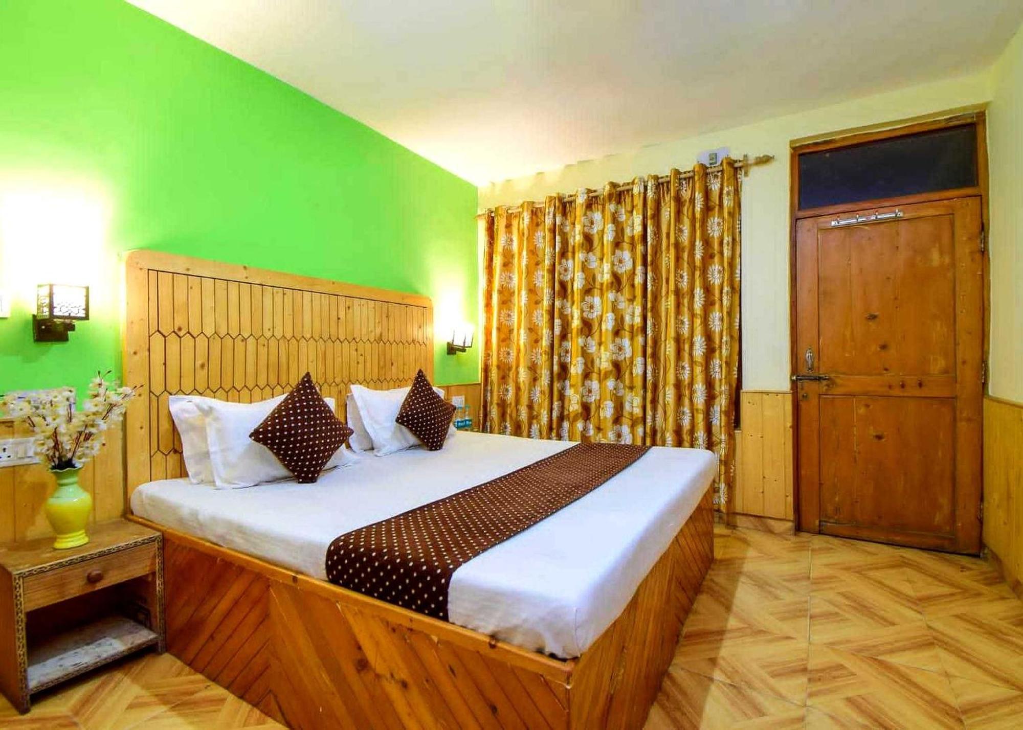 Oyo Flagship 82405 Cochin Villa مايالي المظهر الخارجي الصورة